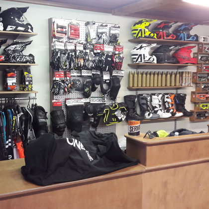 O'Neal zābaki, cimdi, krekli, bruņas