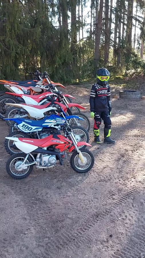 motociklu noma bērniem